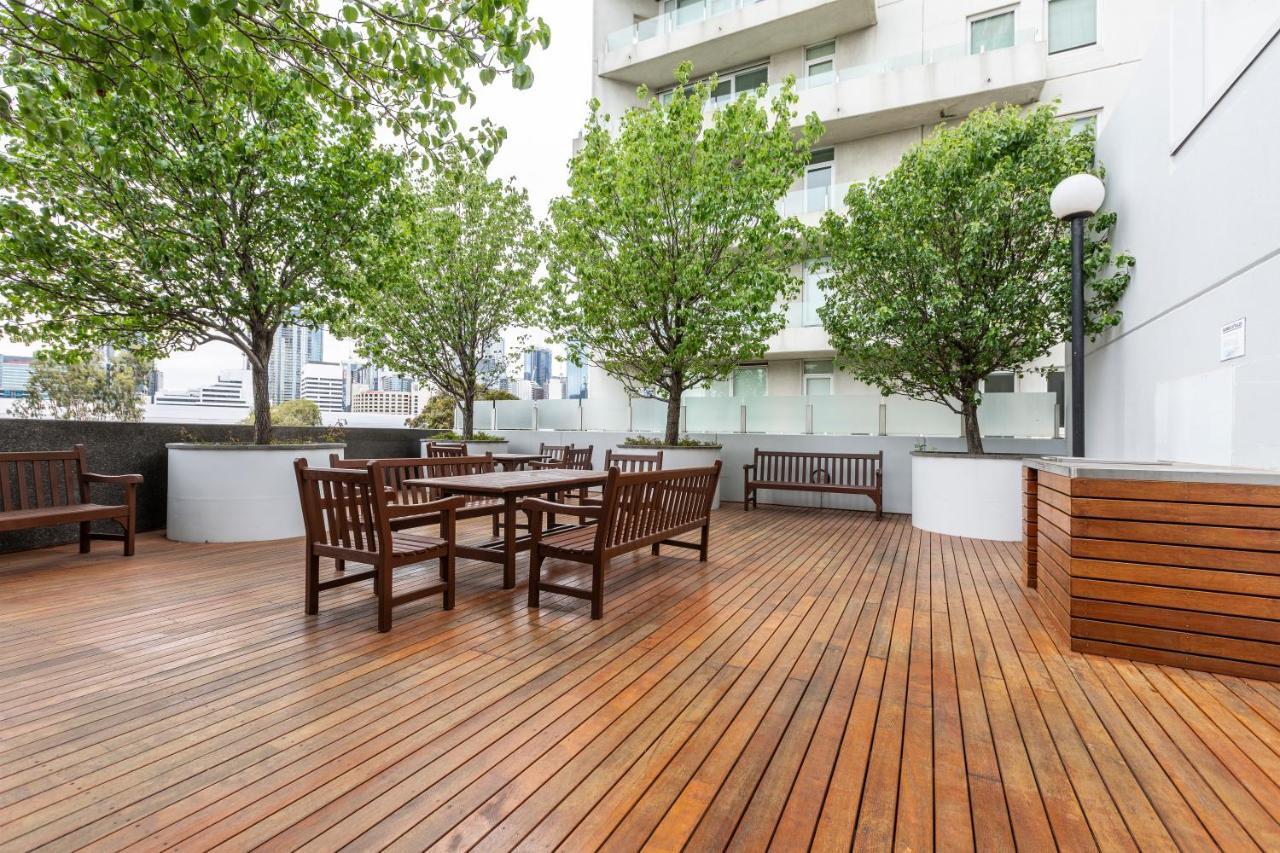 ☆Of Southbank☆Light Filled Apartment☆Huge Private Terrace With City Views☆Parking☆Pool☆Gym☆Wifi Melbourne Eksteriør billede