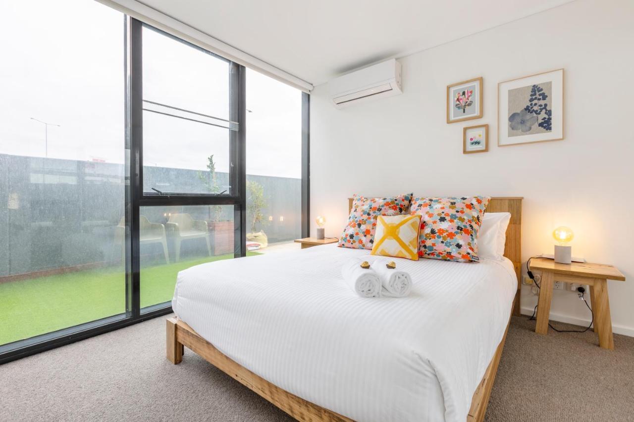☆Of Southbank☆Light Filled Apartment☆Huge Private Terrace With City Views☆Parking☆Pool☆Gym☆Wifi Melbourne Eksteriør billede