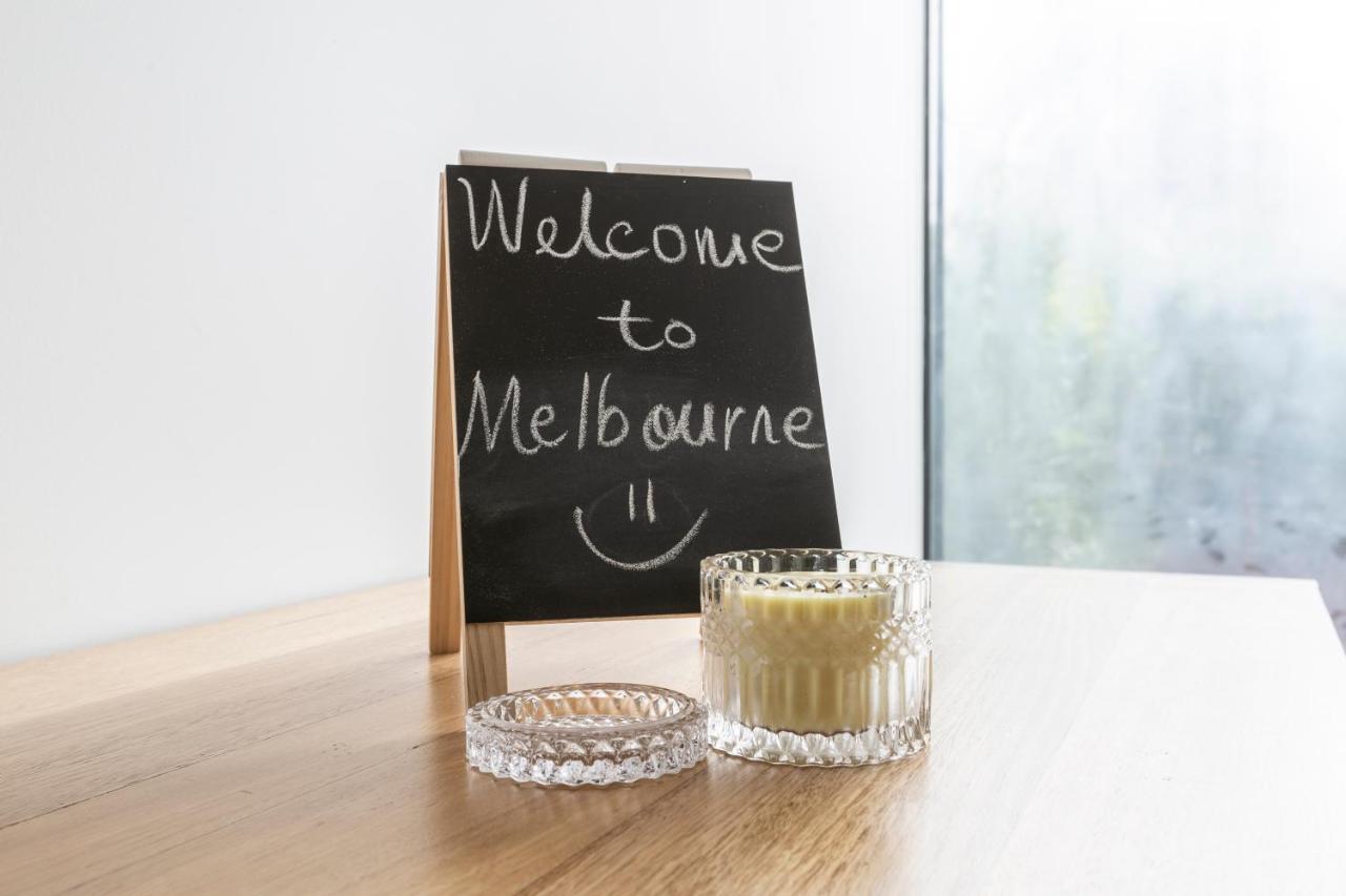 ☆Of Southbank☆Light Filled Apartment☆Huge Private Terrace With City Views☆Parking☆Pool☆Gym☆Wifi Melbourne Eksteriør billede