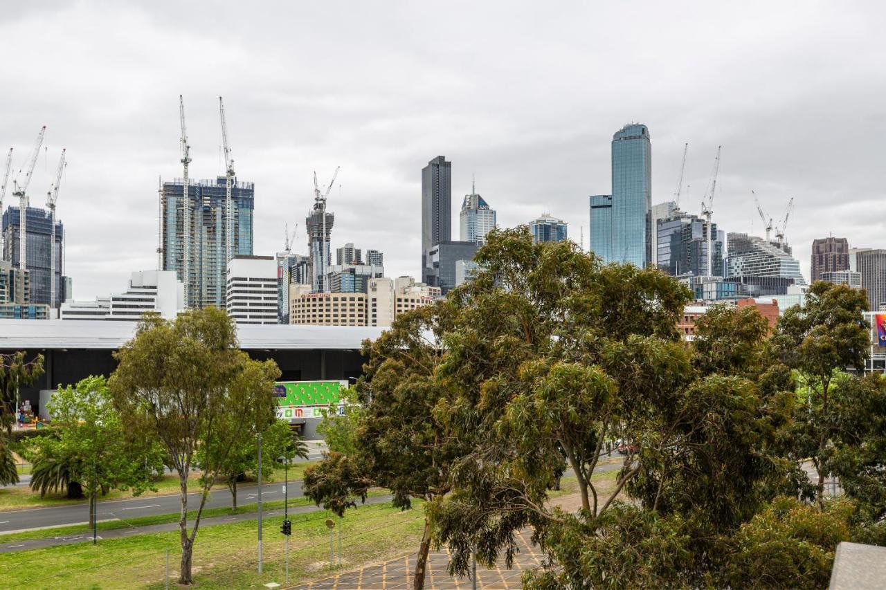 ☆Of Southbank☆Light Filled Apartment☆Huge Private Terrace With City Views☆Parking☆Pool☆Gym☆Wifi Melbourne Eksteriør billede
