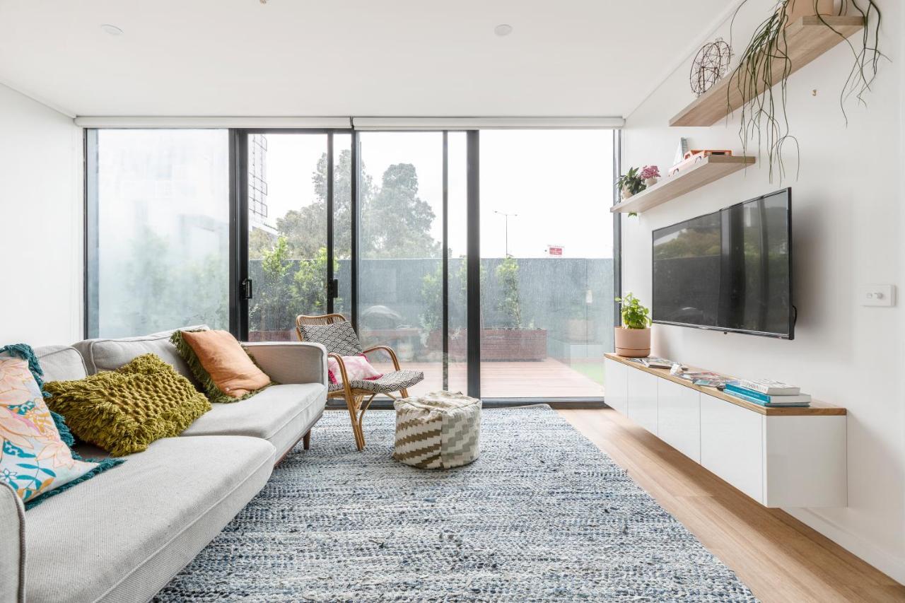 ☆Of Southbank☆Light Filled Apartment☆Huge Private Terrace With City Views☆Parking☆Pool☆Gym☆Wifi Melbourne Eksteriør billede