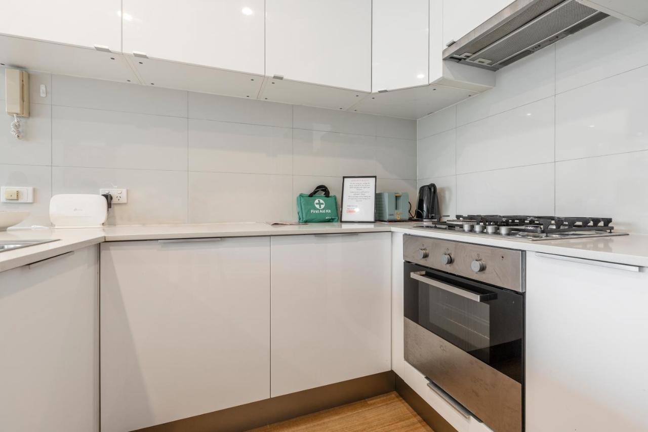 ☆Of Southbank☆Light Filled Apartment☆Huge Private Terrace With City Views☆Parking☆Pool☆Gym☆Wifi Melbourne Eksteriør billede